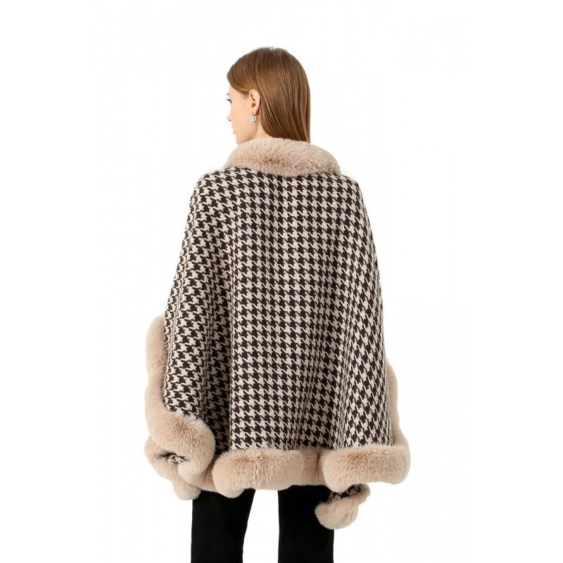 Capekappa i tweed med sjal