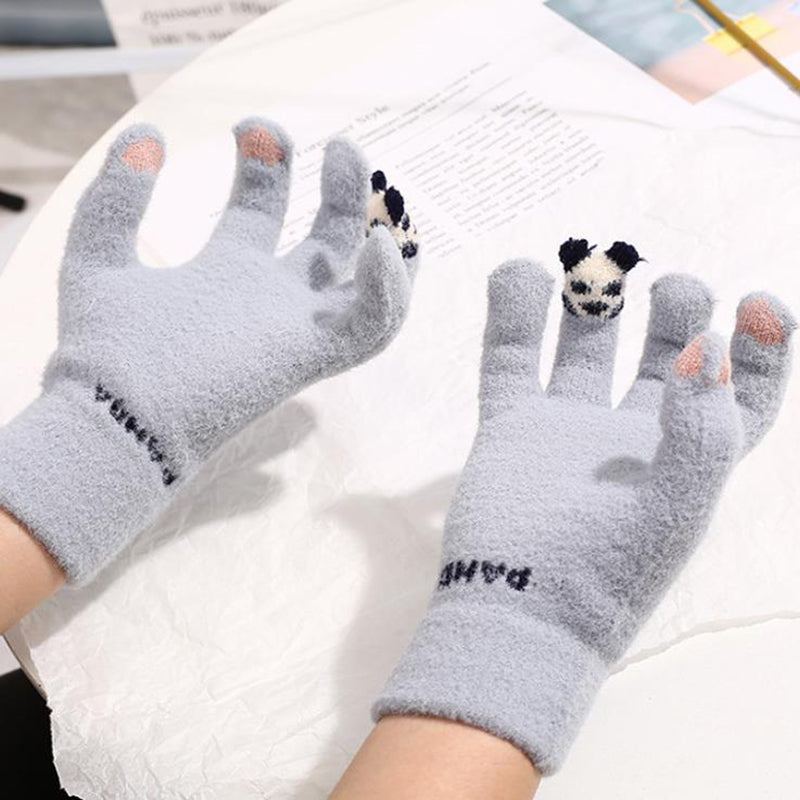 Stickade touchvantar med panda – varma vintervantar