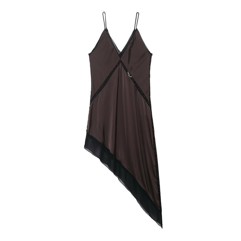 Asymmetrisk slipklänning i satin