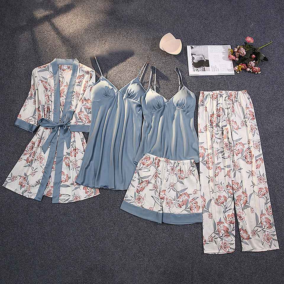 Pyjamasset i satin med lång ärm