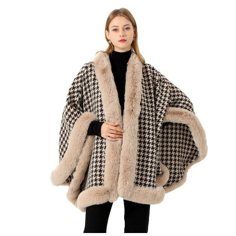 Capekappa i tweed med sjal