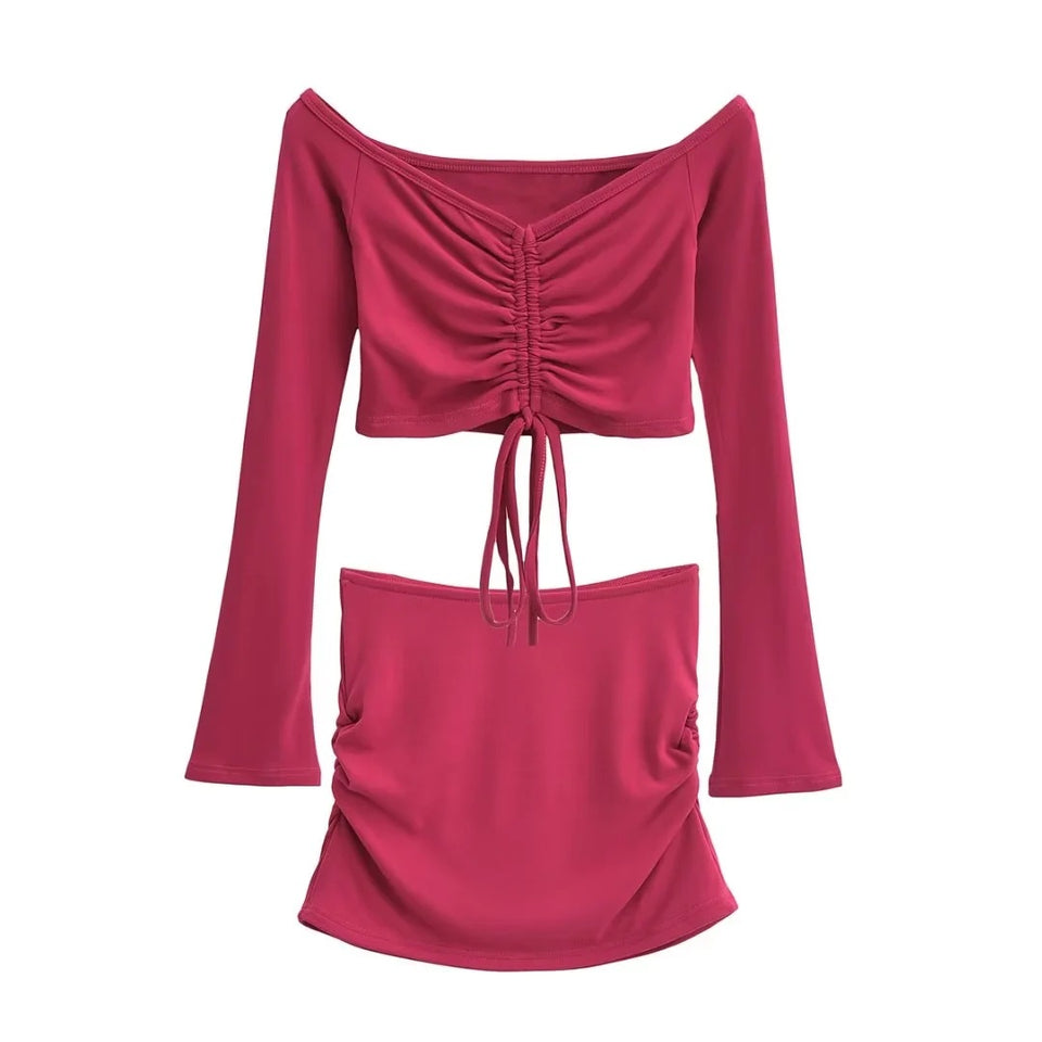 Set med off shoulder-topp och rynkad minikjol