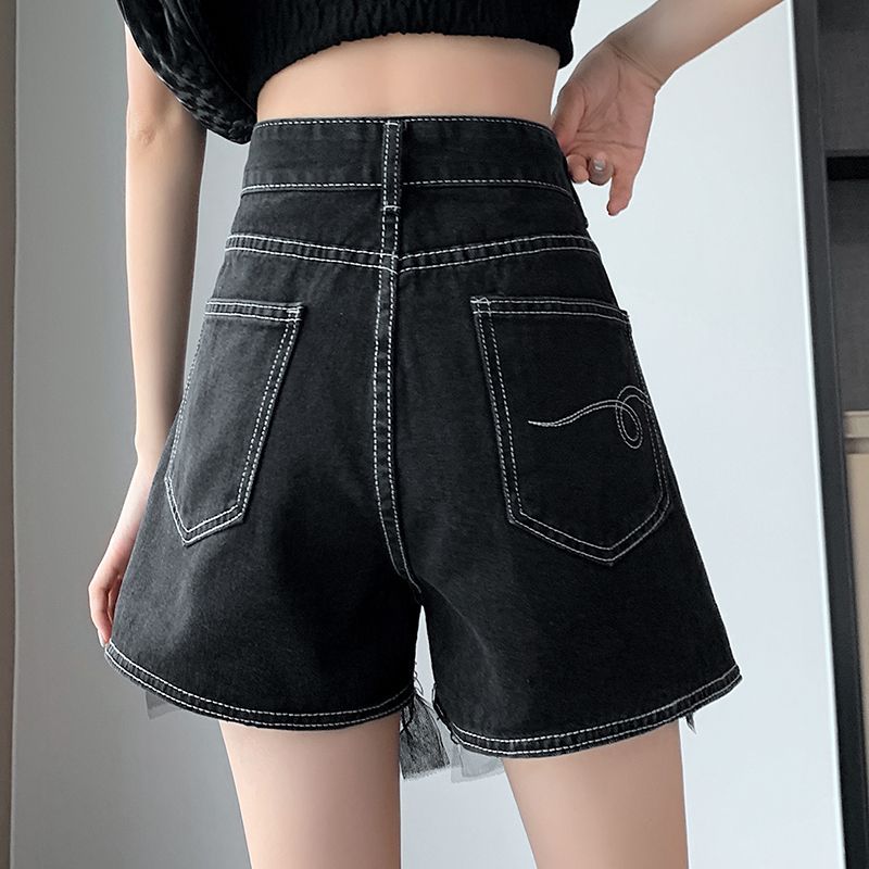 Jeansshorts med hög midja och spetskant