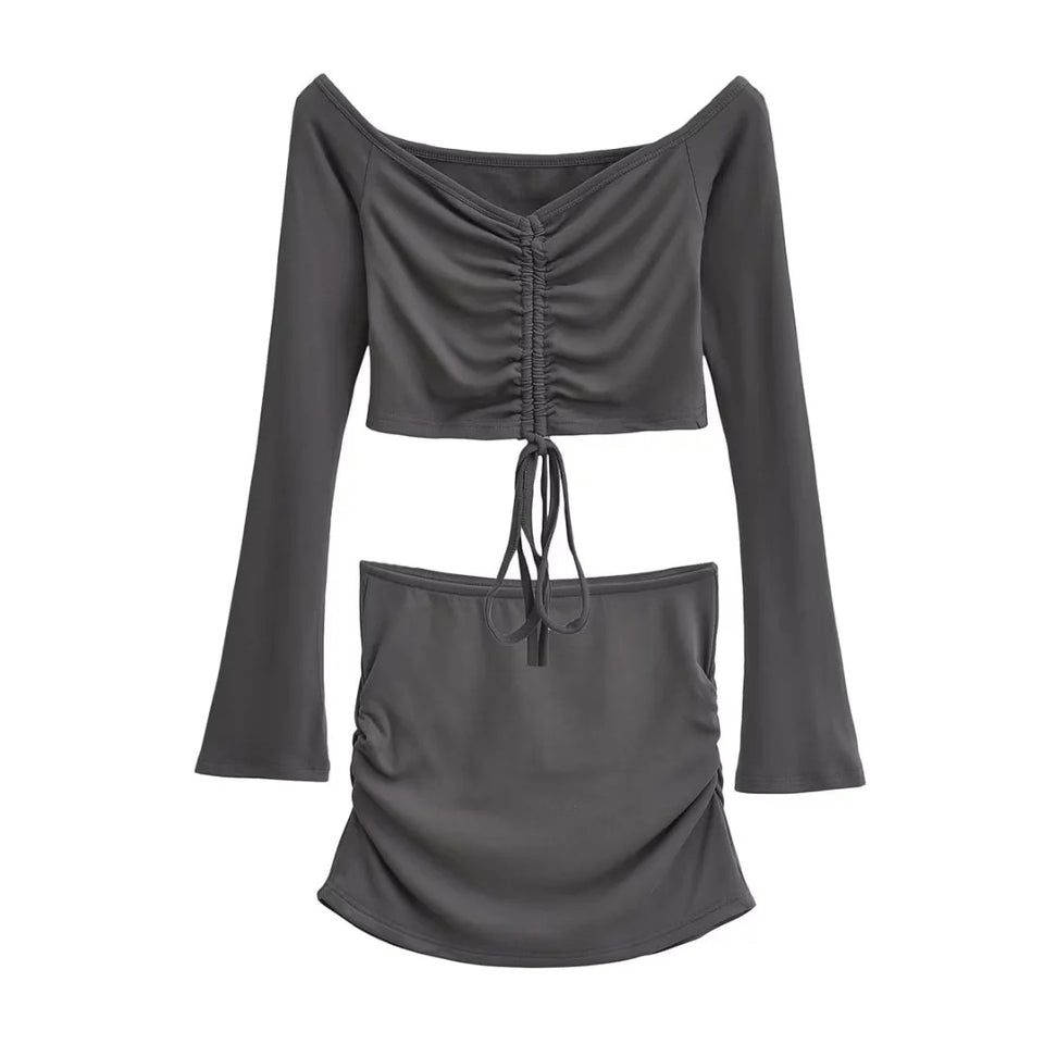 Set med off shoulder-topp och rynkad minikjol