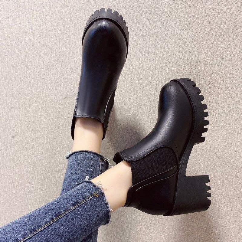 Ankelboots med bred klack