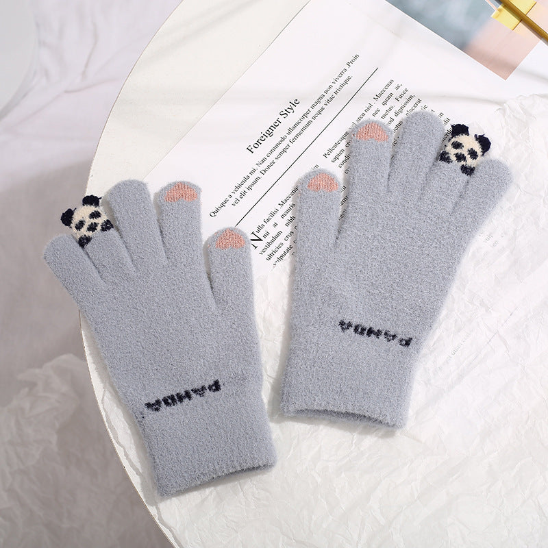 Stickade touchvantar med panda – varma vintervantar