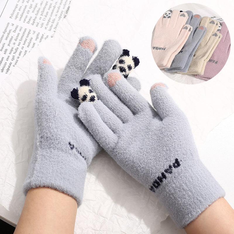 Stickade touchvantar med panda – varma vintervantar