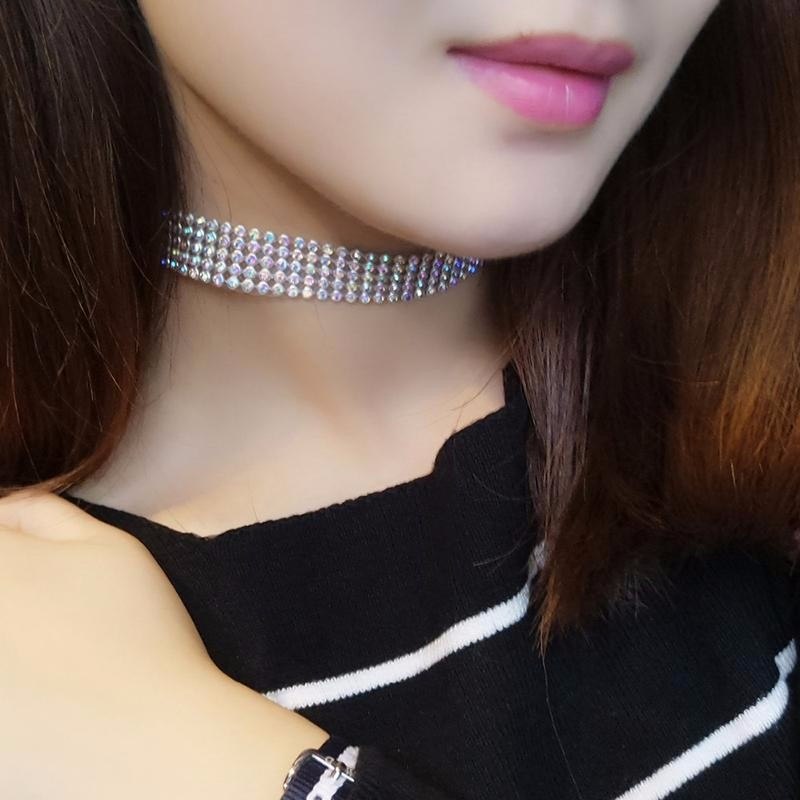 Choker med glittrande strass
