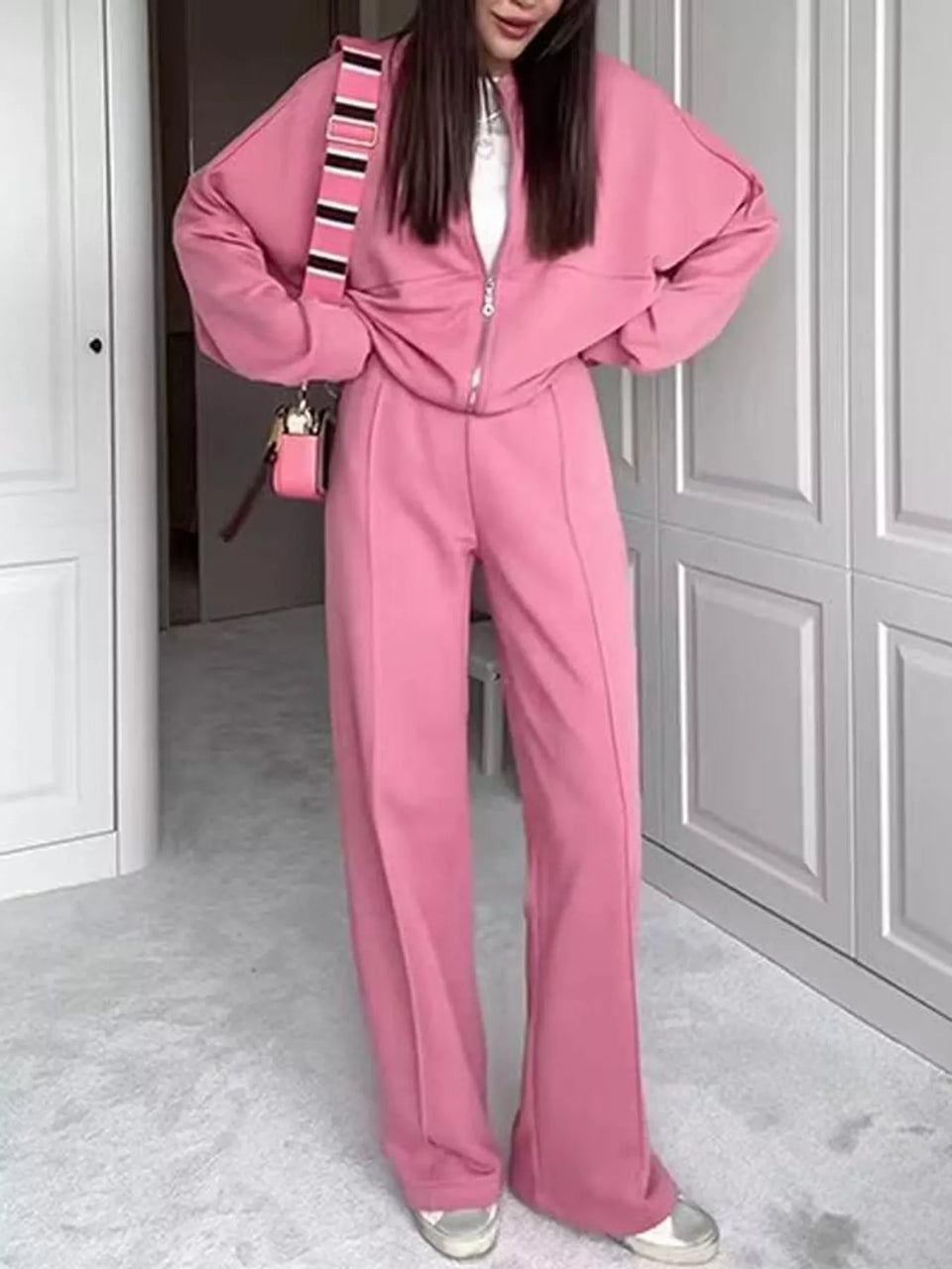 Casual Zip-Up Jacket and Wide-Leg Sweatpants Set