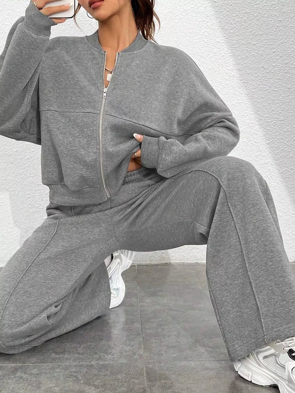 Casual Zip-Up Jacket and Wide-Leg Sweatpants Set