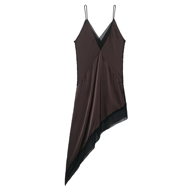 Asymmetrisk slipklänning i satin