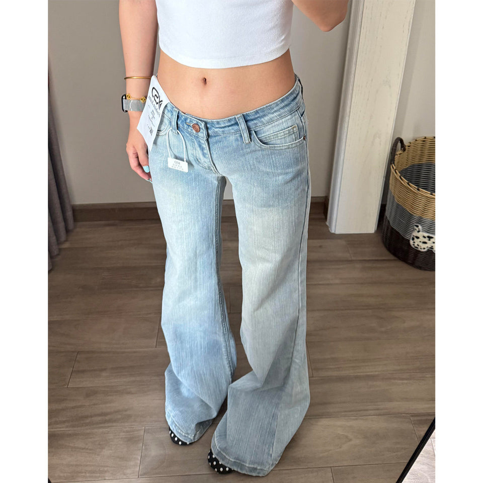 Ljusa vintagejeans med låg midja och vida ben