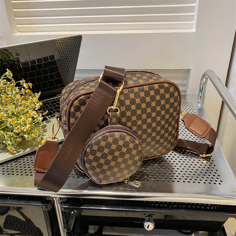 Liten crossbody-väska med mönster