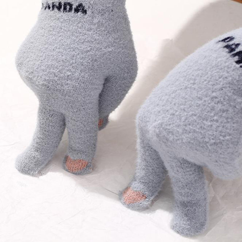 Stickade touchvantar med panda – varma vintervantar
