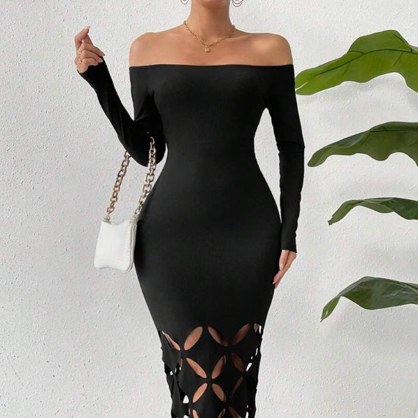 Off shoulder-maxiklänning med cut-out-detaljer