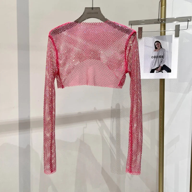 Kort nättopp med strass och långa ärmar