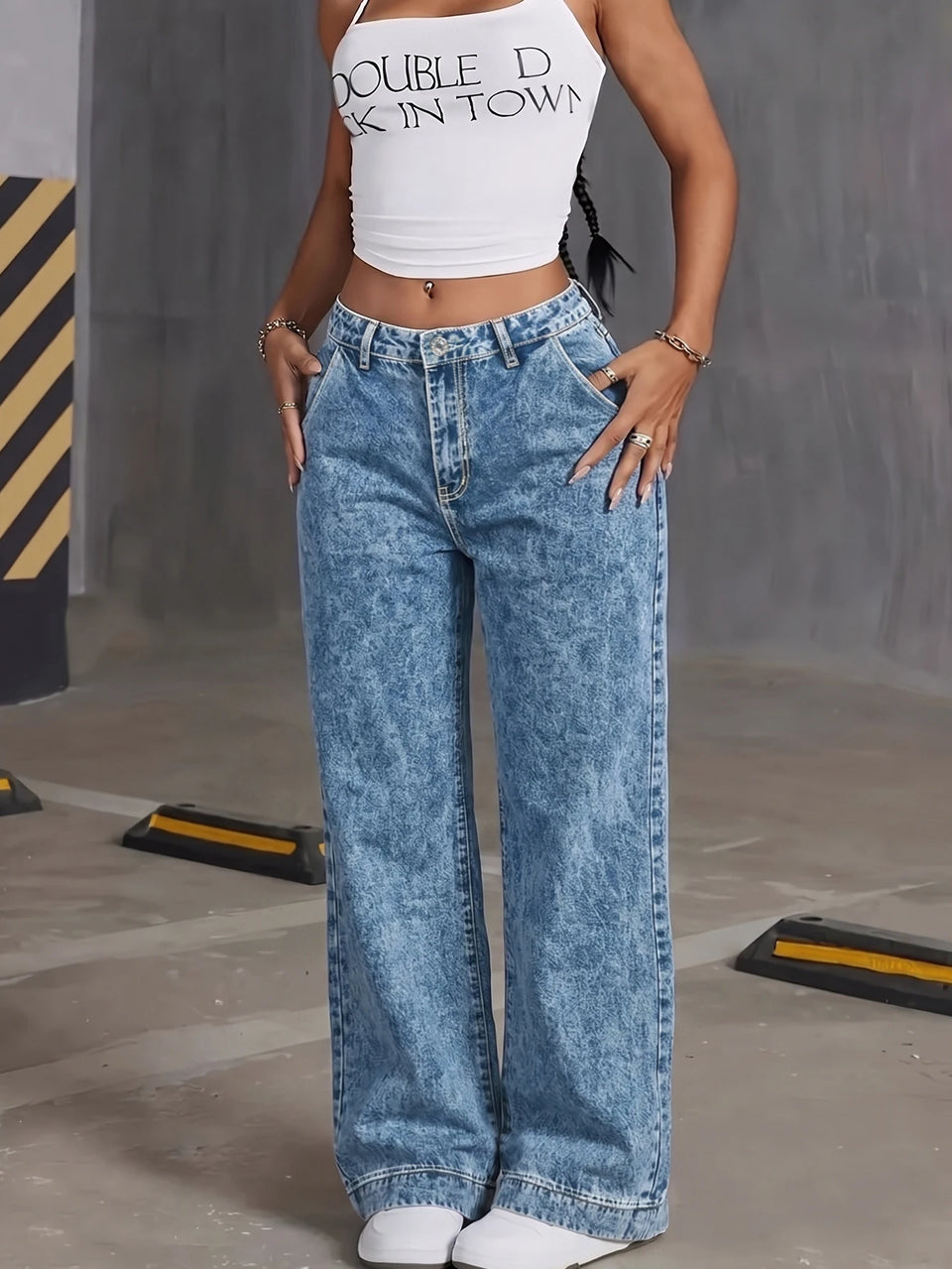 Vida jeans med hög midja och hjärtfickor