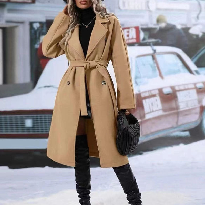 Dubbelknäppt trenchcoat med skärp