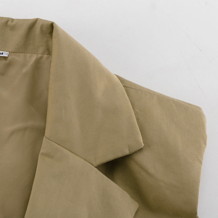 Set med ärmlös oversize-kavaj och shorts