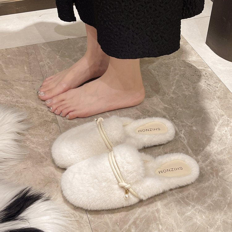 Fluffiga tofflor med fleecefoder