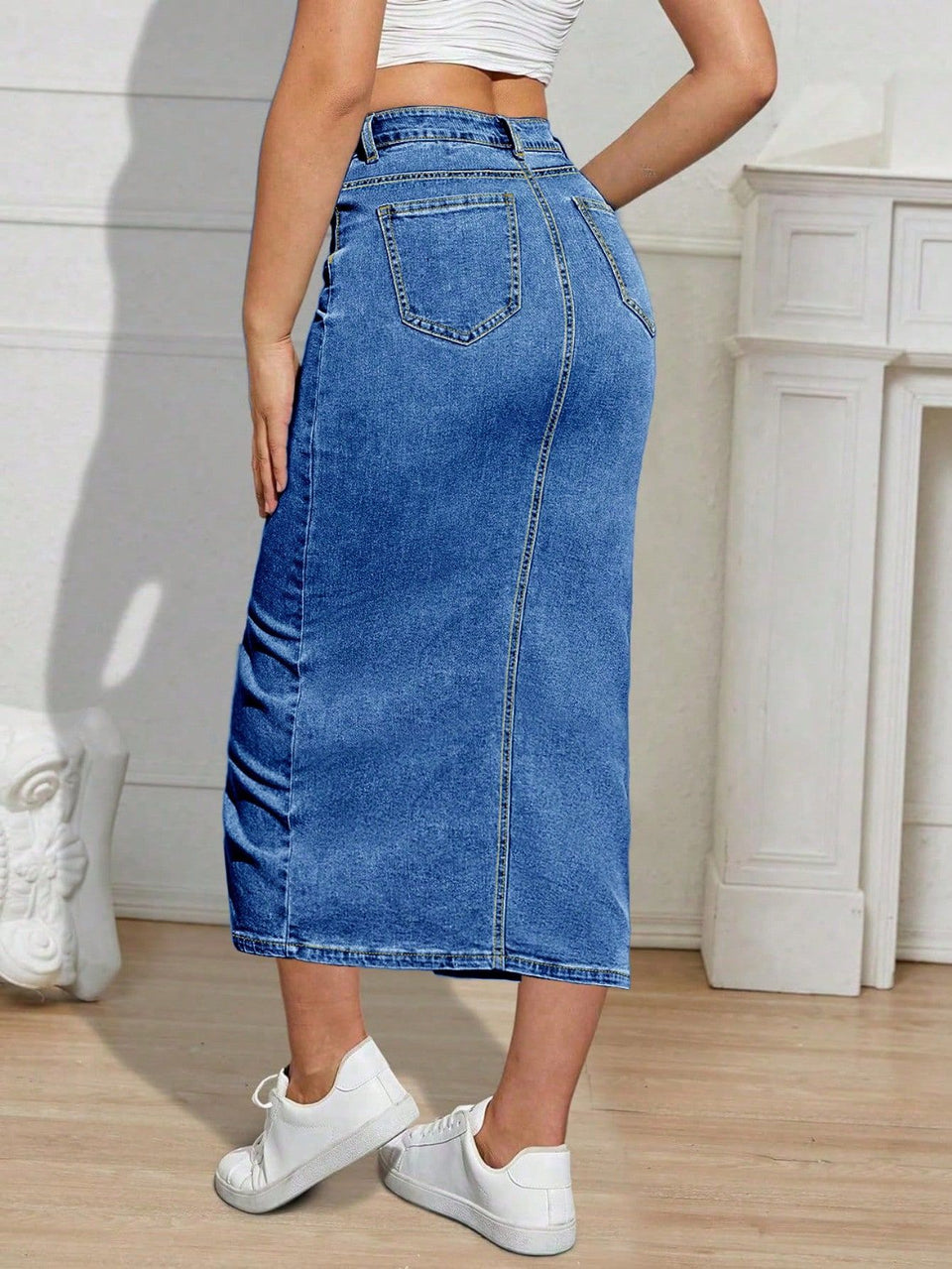Jeansmidikjol med hög midja och slits