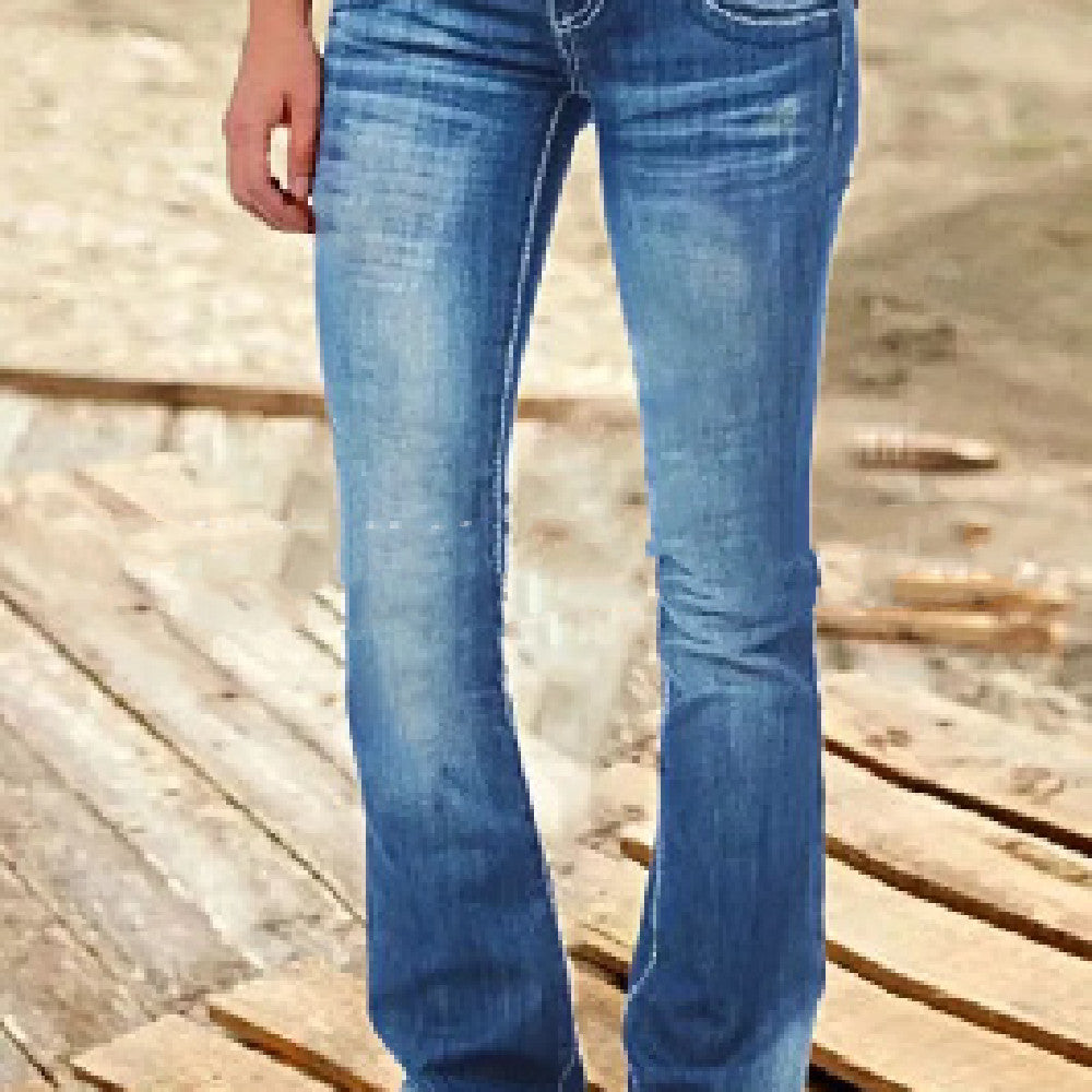 Ljusblå bootcut-jeans med låg midja